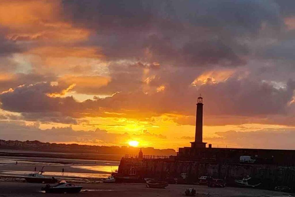 Herne Bay Central - 2 Minutes From Beach Apartment 외부 사진