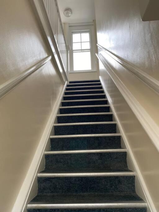 Herne Bay Central - 2 Minutes From Beach Apartment 외부 사진