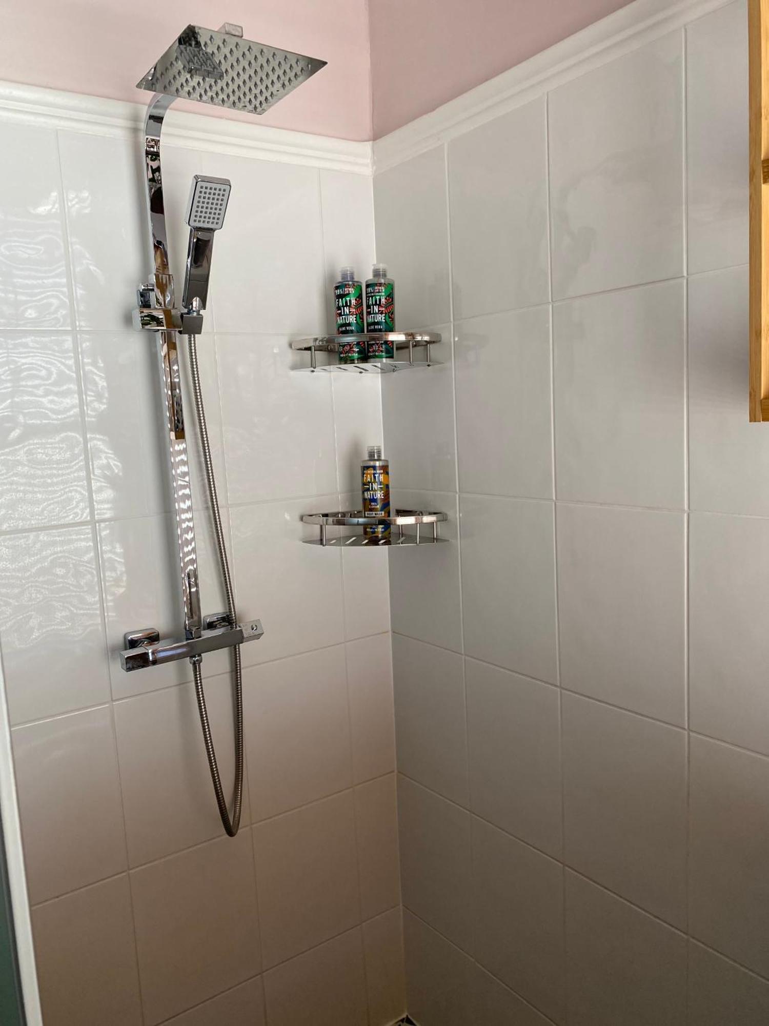 Herne Bay Central - 2 Minutes From Beach Apartment 외부 사진