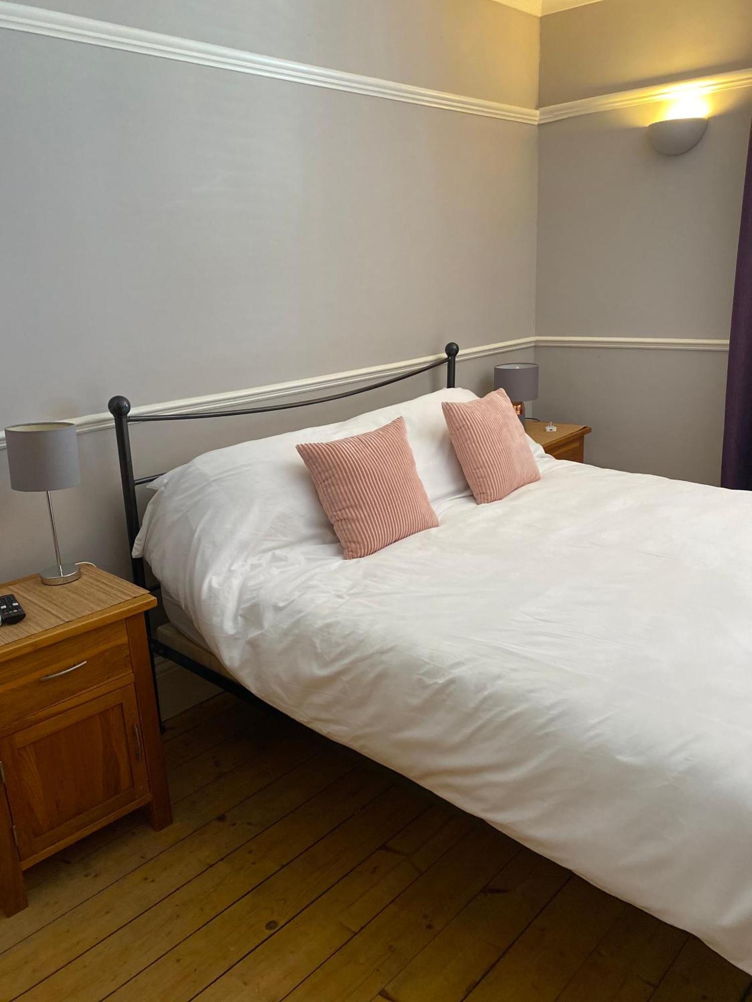 Herne Bay Central - 2 Minutes From Beach Apartment 외부 사진